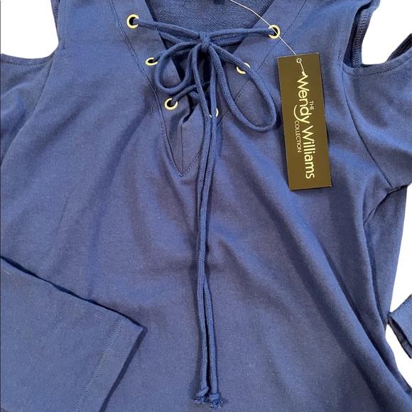 WENDY WILLIAMS COLD SHOULDER LIGHTWEIGHT SWEATSHIRT - NWT - Picture 4 of 7